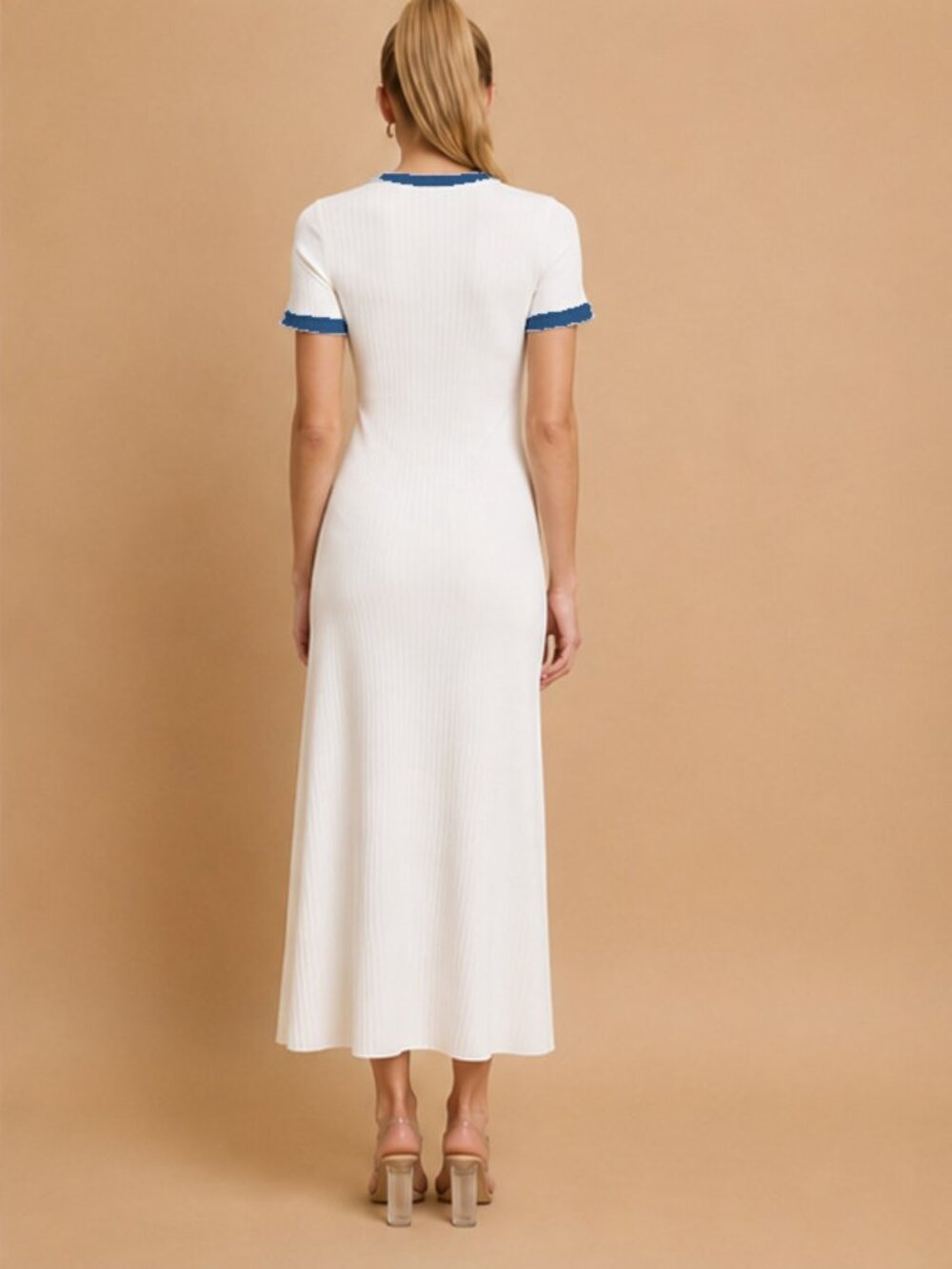 Elie Tahari White Knit Midi Dress Denim Blue Trim Silver Buttons Short Sleeve L - Picture 3 of 12